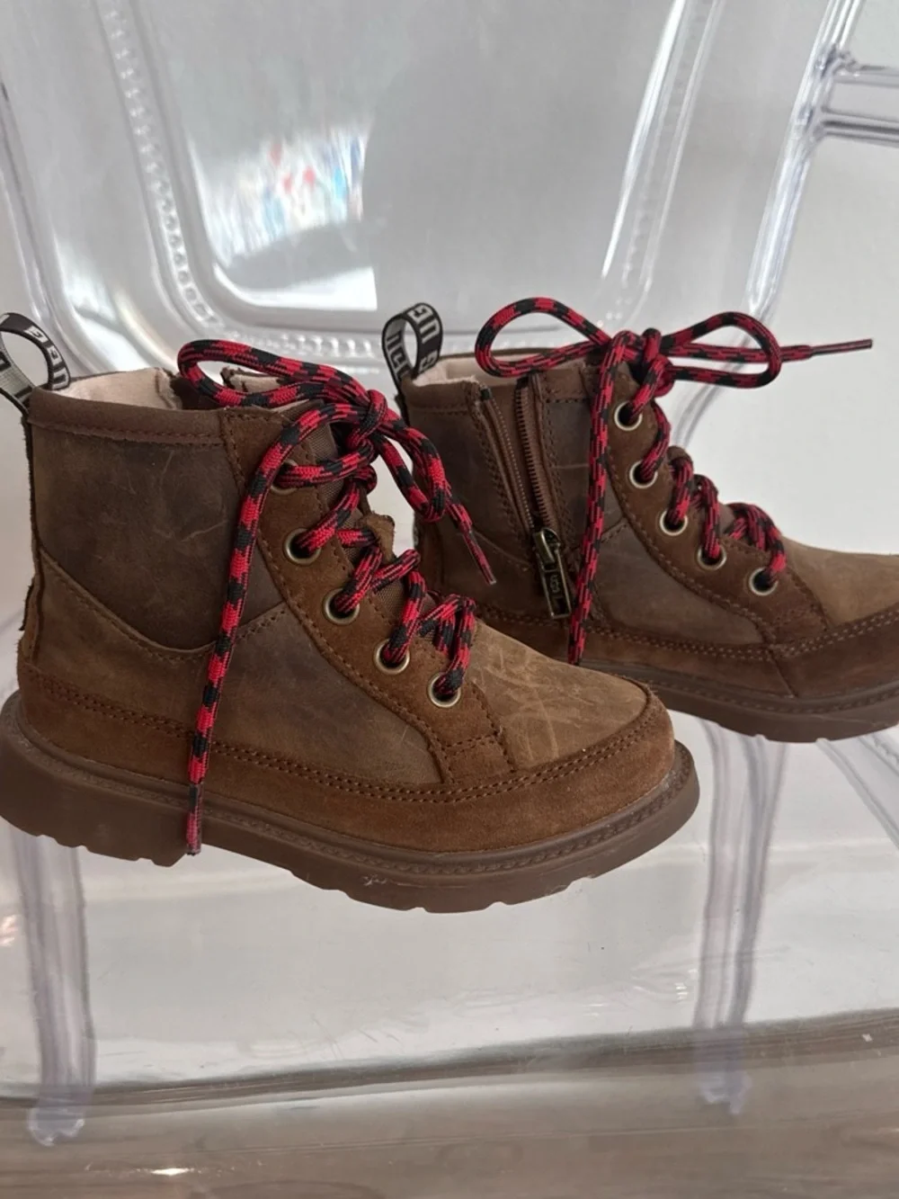 UGG contrast add durable